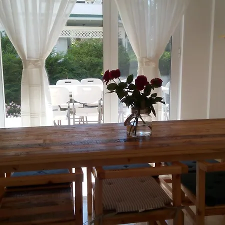 Villa Eco-house Lalzi Bay Dıraç