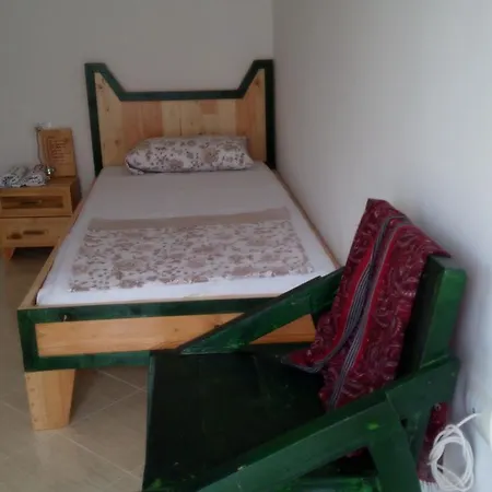 Eco-house Lalzi Bay *